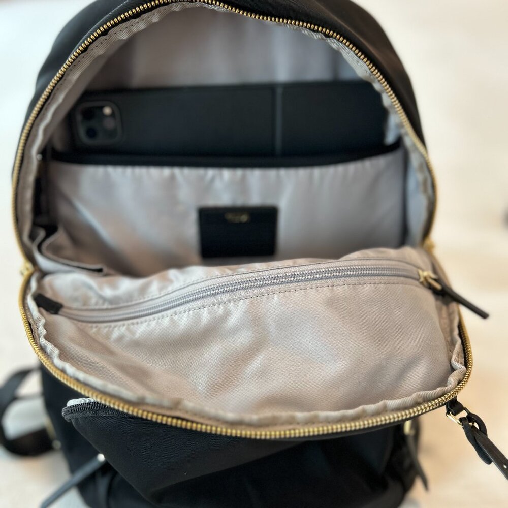 TUMI Genuine VOYAGEUR "Hilden" laptop Backpack - Picture 7 of 9